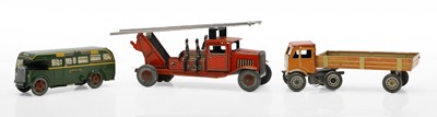 Lot 423 - A group of die-cast toys