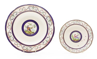 Lot 84 - Two porcelain dishes