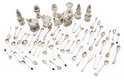 Lot 15 - A collection of silver items