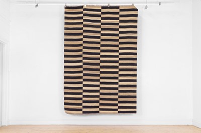 Lot 566 - A flat-weave wool kilim rug