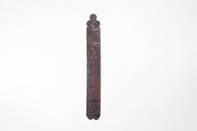 Lot 68 - A chip-carved ash mangling board