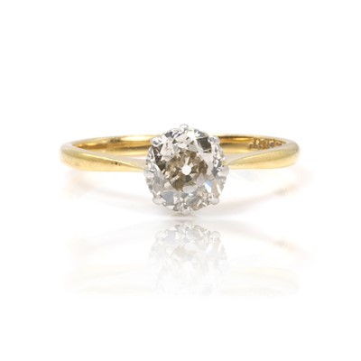 Lot 141 - An old mine cut diamond single stone ring
