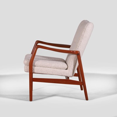Lot 105 - Kurt Olsen (Danish, 20th century) for Slagelse Møbelværk