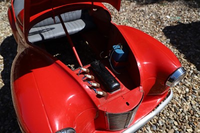 Lot 38 - A 1950s Austin J40 pedal car