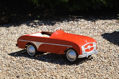 Lot 40 - A 1950s streamlined pedal car