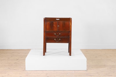 Lot 154 - A mahogany pot commode
