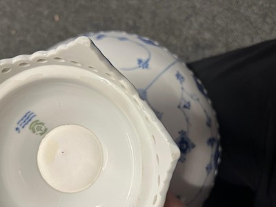 Lot 207 - An extensive Royal Copenhagen 'Blue Fluted' porcelain service