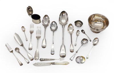 Lot 3 - A collection of Georgian and later hallmarked silver