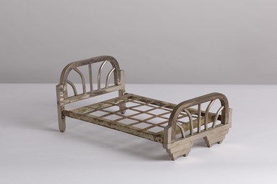 Lot 383 - An Art Deco salesman's model of a bed