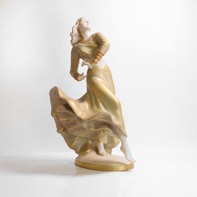 Lot 101 - A Royal Dux porcelain figure