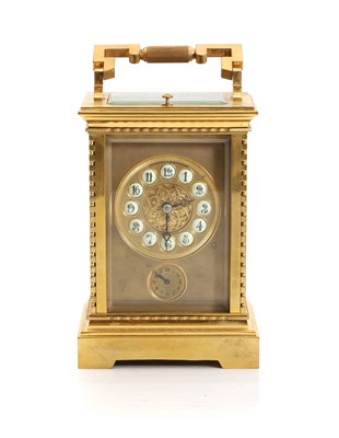 Lot 267 - A brass repeating carriage clock