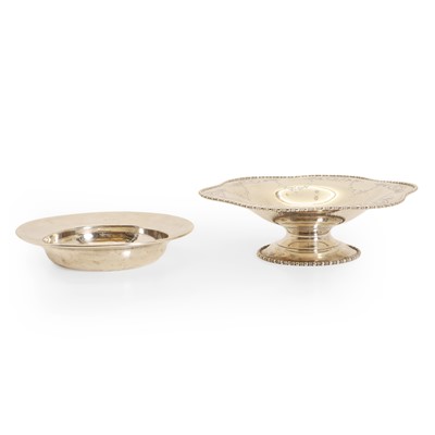 Lot 8 - A silver pedestal bowl