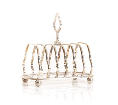 Lot 16 - A silver toast rack