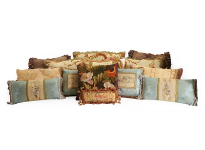 Lot 370 - A collection of Aubusson cushions