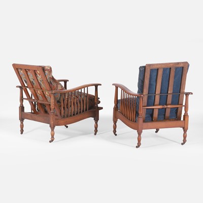 Lot 34 - Arts and Crafts