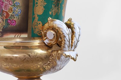 Lot 103 - A large Russian-style porcelain vase