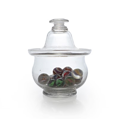 Lot 33 - A glass sugar bowl and cover
