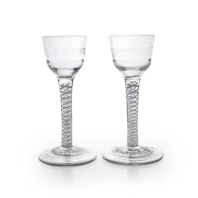 Lot 17 - A pair of Lynn wine glasses