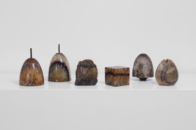Lot 422 - A group of Blue John specimen fragments