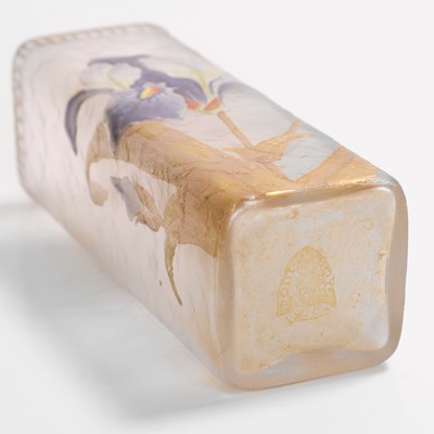 Lot 52 - A Legras Mont Joye glass vase