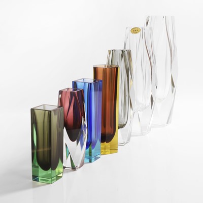 Lot 160 - A group of seven Murano glass vases