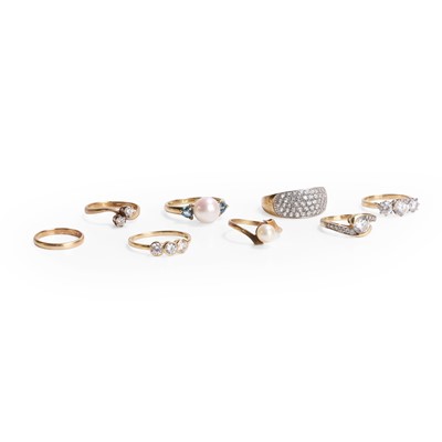 Lot 1193 - A collection of assorted gold rings