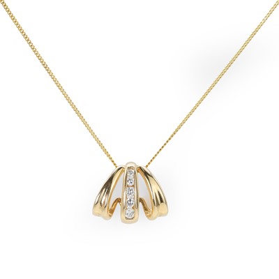 Lot 1058 - A diamond pendant