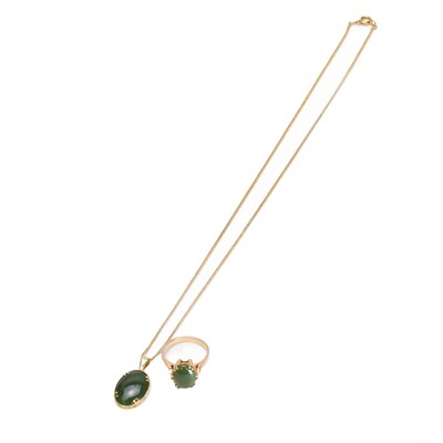 Lot 1199 - A nephrite ring and a silver gilt nephrite pendant