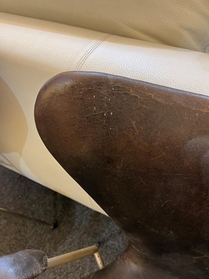 Lot 15 - Arne Jacobsen (Danish, 1902-1971) for Fritz Hansen