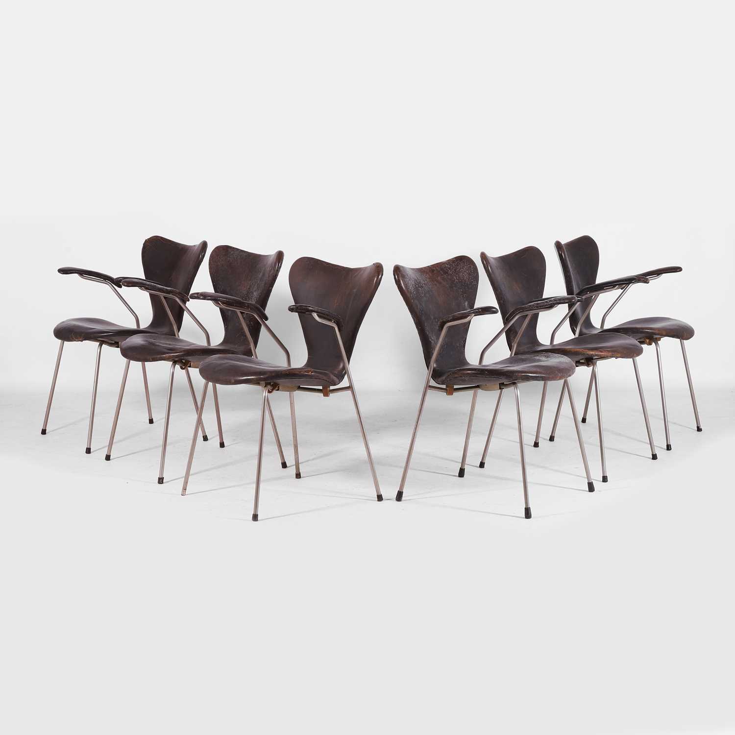 Lot 15 - Arne Jacobsen (Danish, 1902-1971) for Fritz Hansen