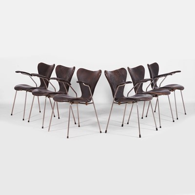 Lot 15 - Arne Jacobsen (Danish, 1902-1971) for Fritz Hansen