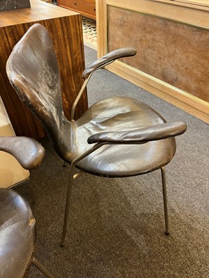 Lot 15 - Arne Jacobsen (Danish, 1902-1971) for Fritz Hansen
