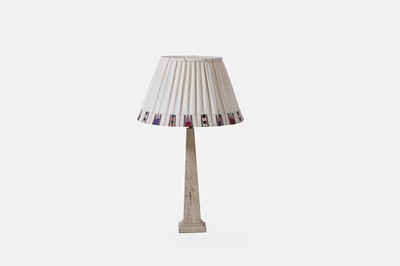 Lot 322 - A travertine table lamp