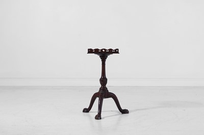 Lot 525 - A George II-style mahogany kettle stand