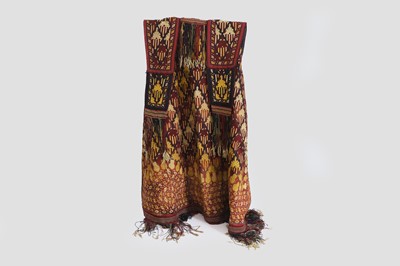 Lot 177 - An embroidered robe