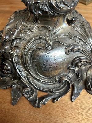 Lot 607 - A silver centrepiece