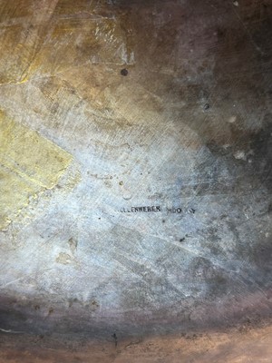 Lot 607 - A silver centrepiece