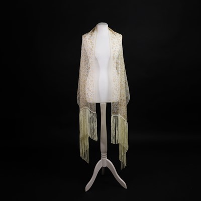 Lot 1405 - An Hermès fringed shawl