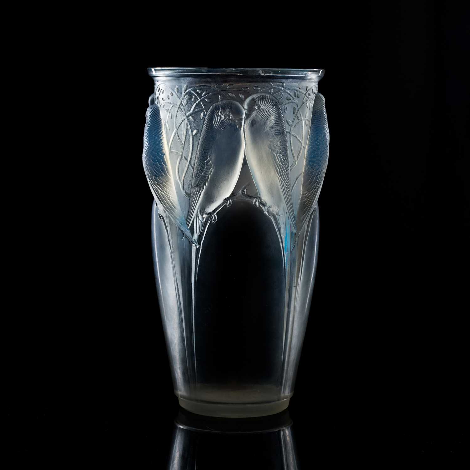 Lot 98 - René Lalique (French, 1860-1945)