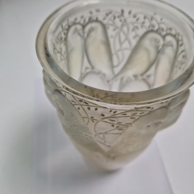 Lot 98 - René Lalique (French, 1860-1945)