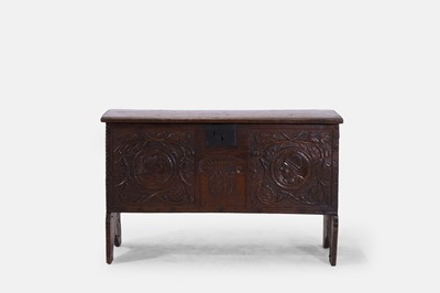 Lot 685 - A joined oak chest
