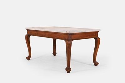 Lot 81 - A George II-style hardwood and marble centre table