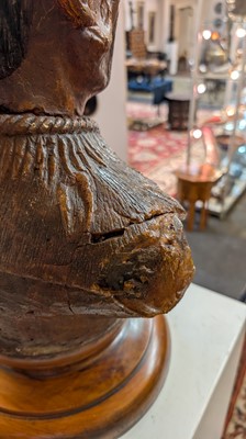 Lot 118 - A large carved kauri gum bust of Maori Chief Tamati Tamaiwhakanehua