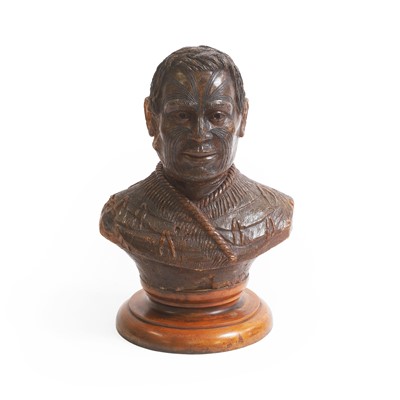 Lot 118 - A large carved kauri gum bust of Maori Chief Tamati Tamaiwhakanehua