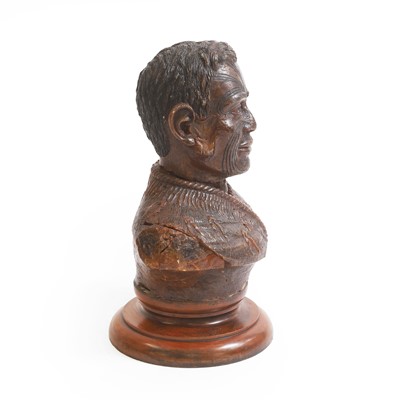 Lot 118 - A large carved kauri gum bust of Maori Chief Tamati Tamaiwhakanehua