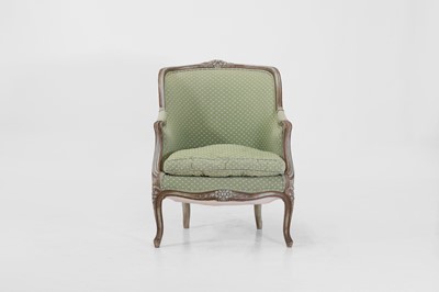 Lot 431 - A Louis XVI-style painted wooden bergère