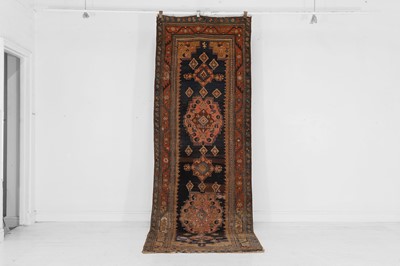 Lot 417 - A Heriz wool runner