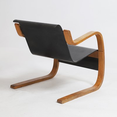 Lot 122 - Alvar Aalto (Finnish, 1898-1976)