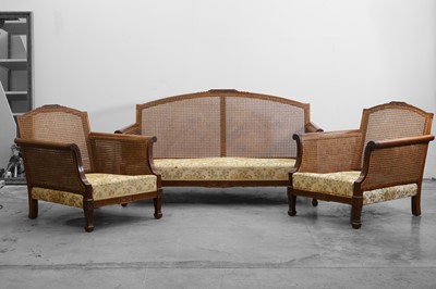 Lot 513 - A Bergère suite