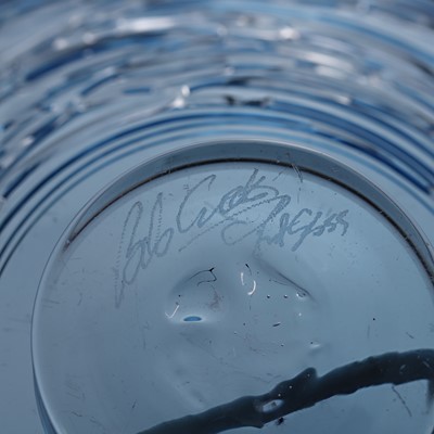 Lot 167 - A Bob Crooks studio glass bowl